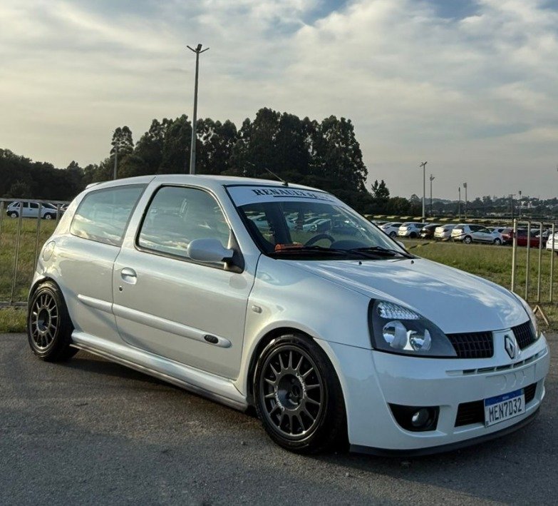 Renault Clio - Laguna grafite